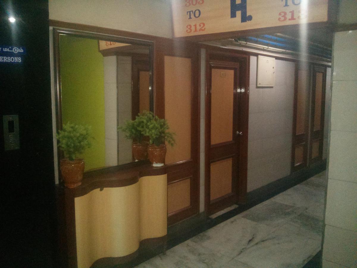 Oyo 5377 Hotel Raaj Bhaavan チェンナイ エクステリア 写真