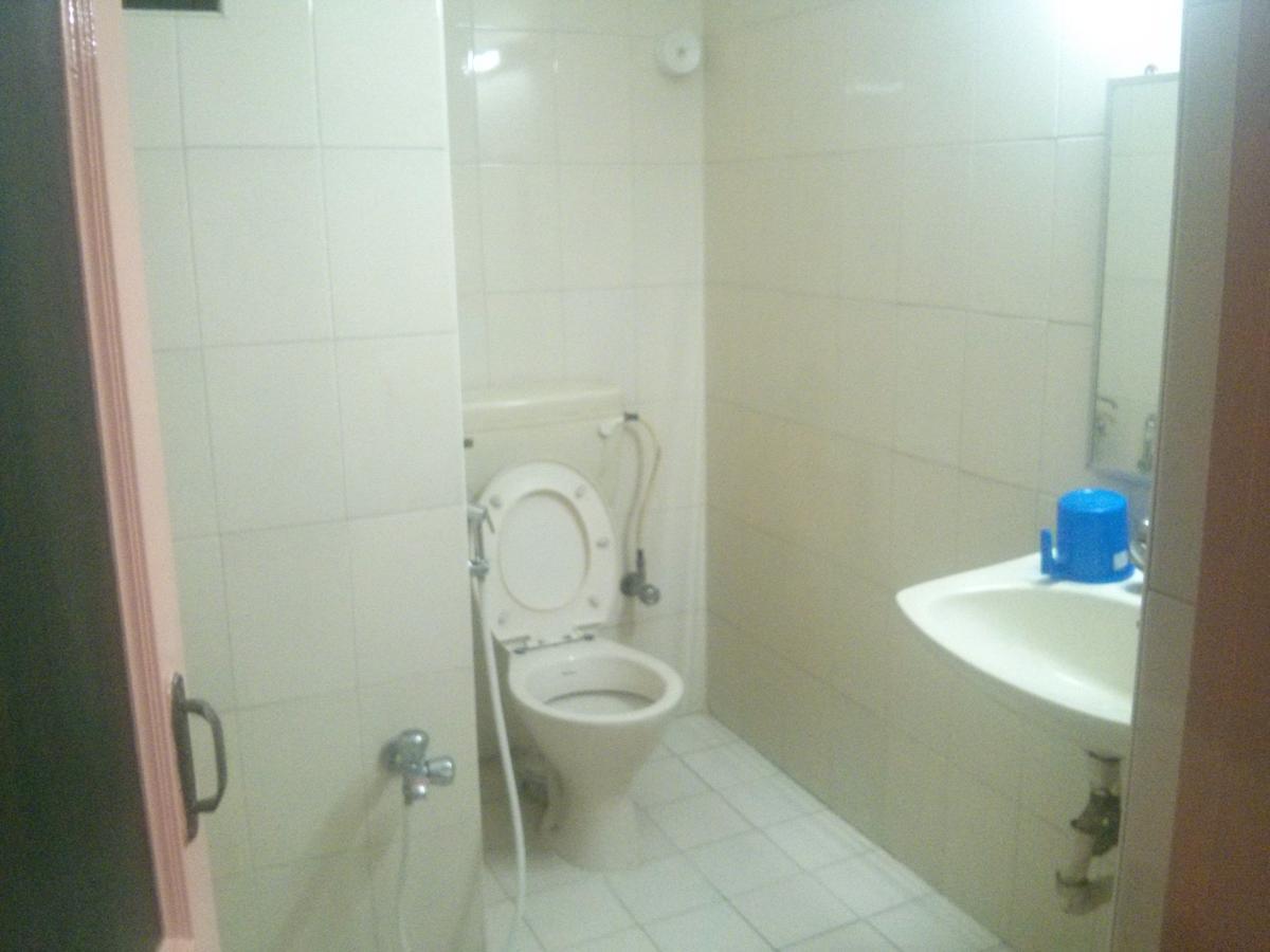 Oyo 5377 Hotel Raaj Bhaavan チェンナイ エクステリア 写真