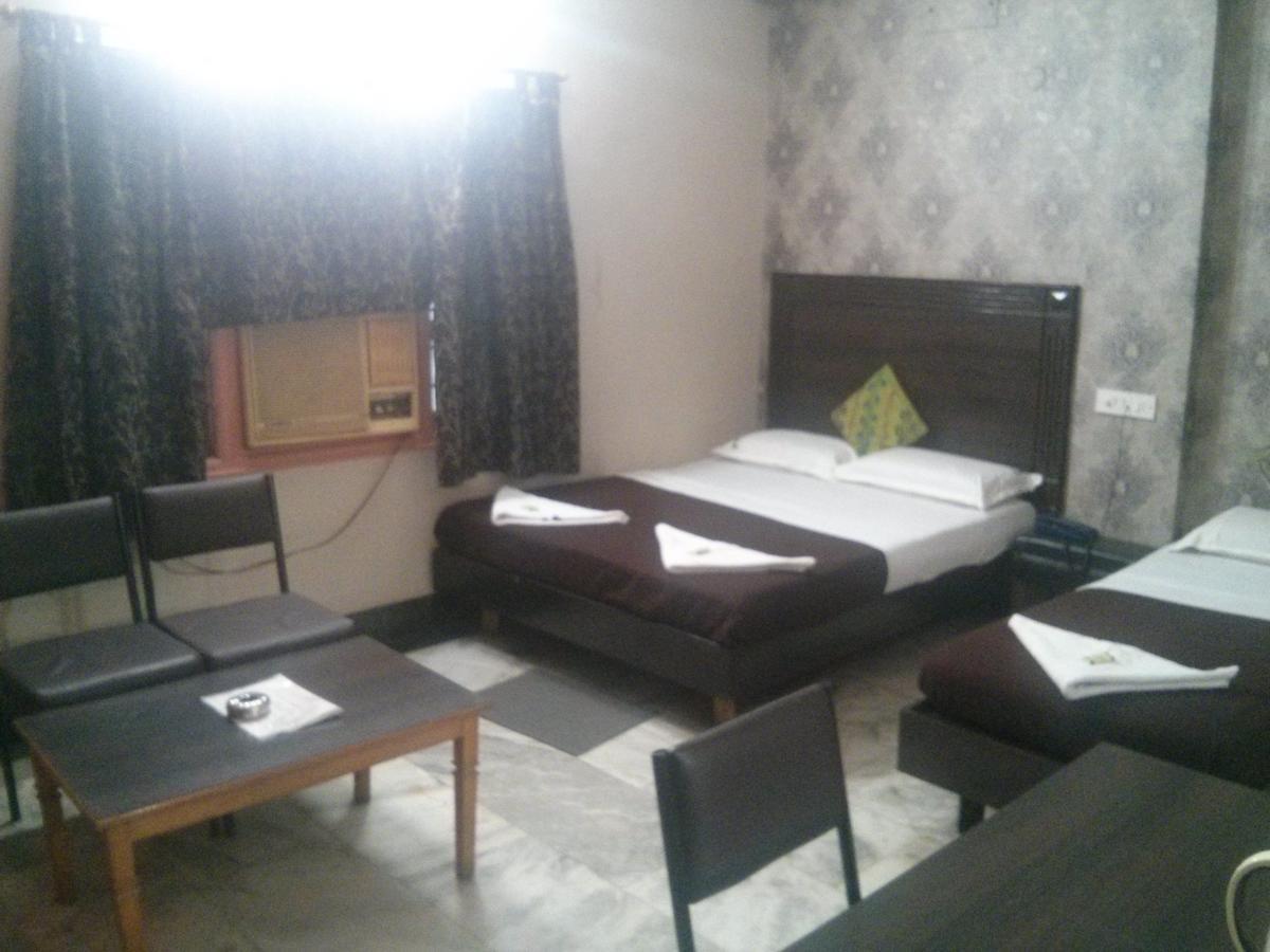 Oyo 5377 Hotel Raaj Bhaavan チェンナイ エクステリア 写真