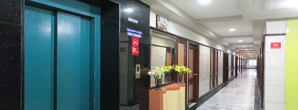 Oyo 5377 Hotel Raaj Bhaavan チェンナイ エクステリア 写真